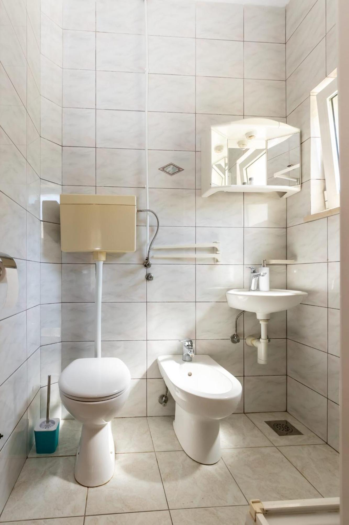 Apartments Dino Kaštela エクステリア 写真